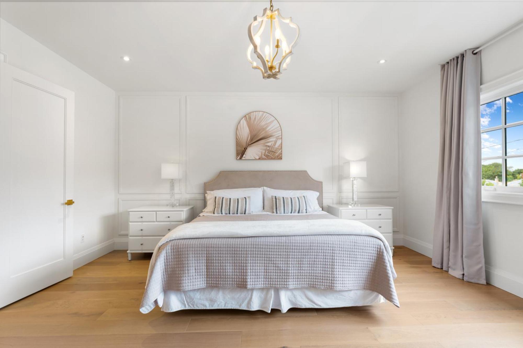 Luxury - 5 Min From Airport, 15 To Downtown Villa