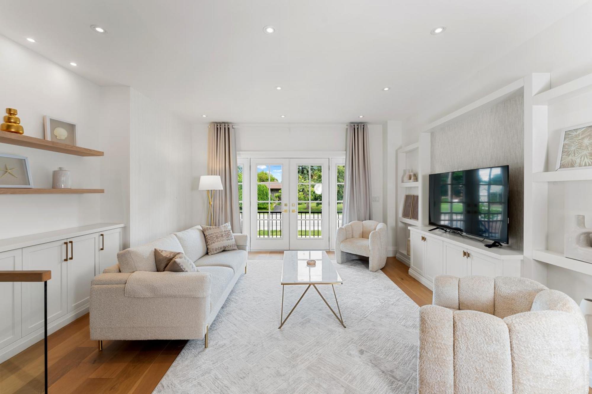 Luxury - 5 Min From Airport, 15 To Downtown Villa *